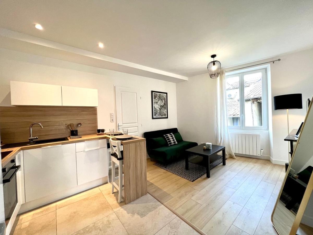 Suite ~ Romance Estivale ~ A 15 Min De Lyon Мирибел Екстериор снимка